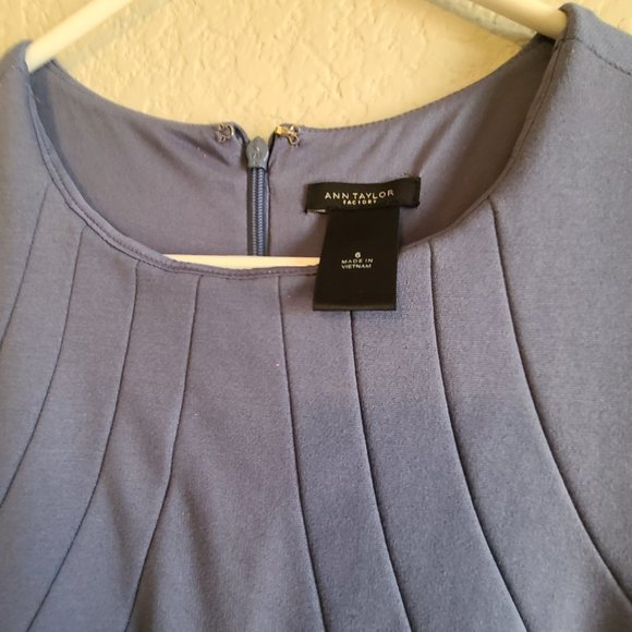 Ann Taylor Blue sleeveless dress - Picture 2 of 3